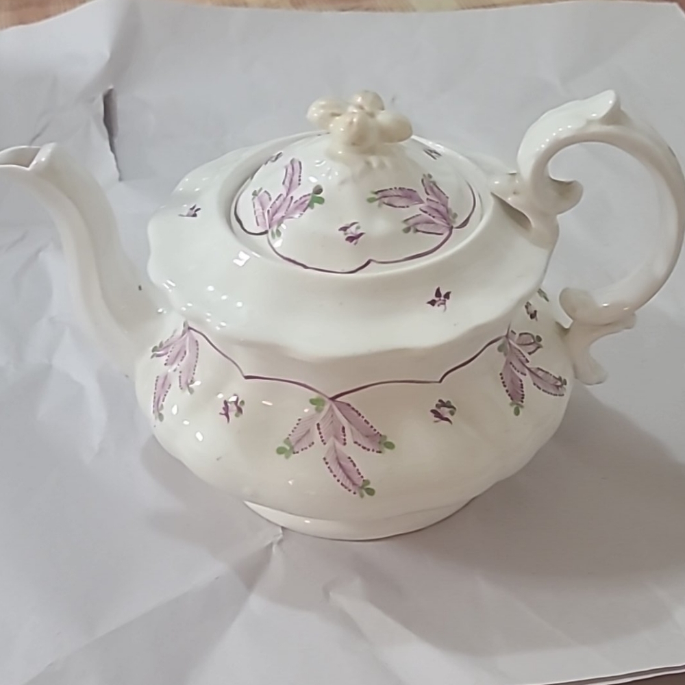 Vintage ceramic tea pot